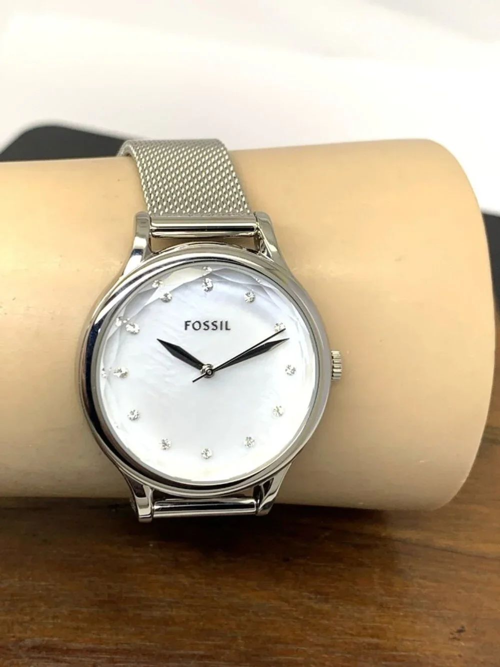 Fossil Women's Watch BQ3390 Quartz Mother of Pearl Dial Stainless Steel 34mm
